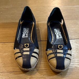 SALVATORE FERRAGAMO Leather and Textile Flats 8B